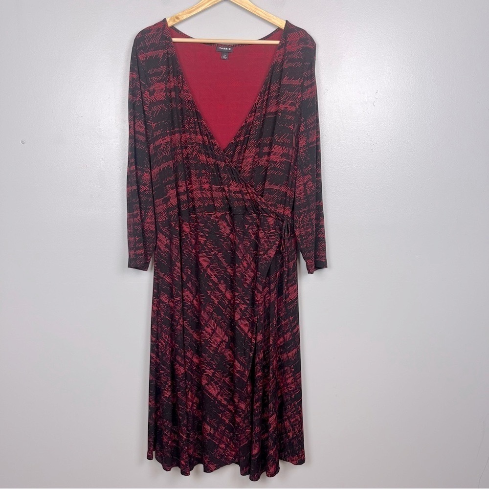Torrid red & black jersey knit surplice faux wrap dress, size 2X.